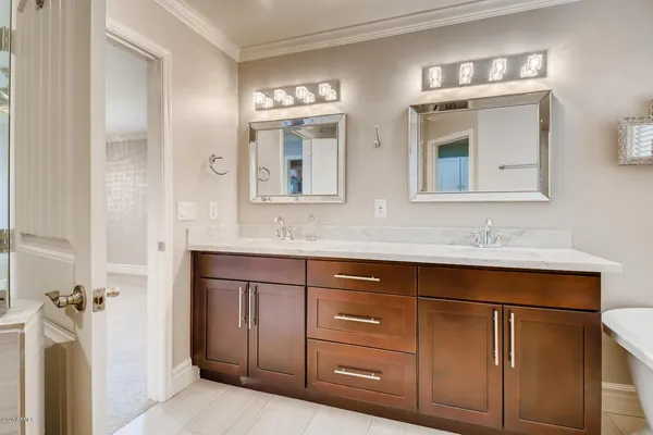 $4,900 | 4423 North 35th Street, Phoenix, AZ 85018