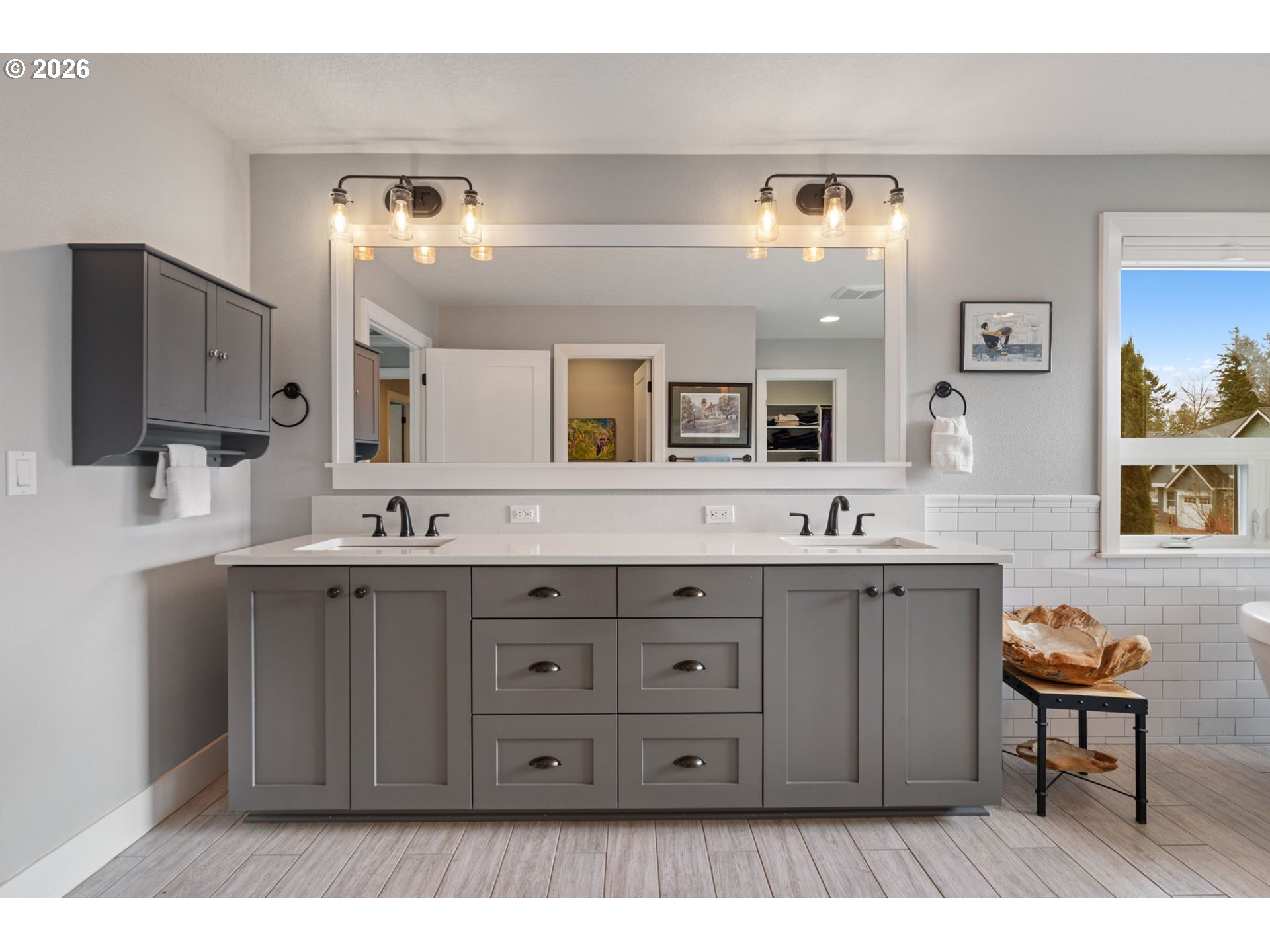 31050 Southwest Sandy Court Wilsonville, OR 97070 - Photo 18 of 46