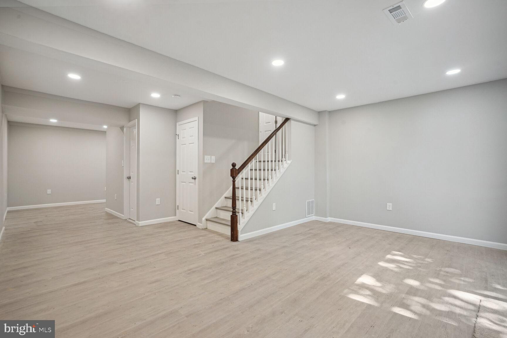 15194 Cloverdale Road Woodbridge, VA 22193 - Photo 5 of 20 Basement