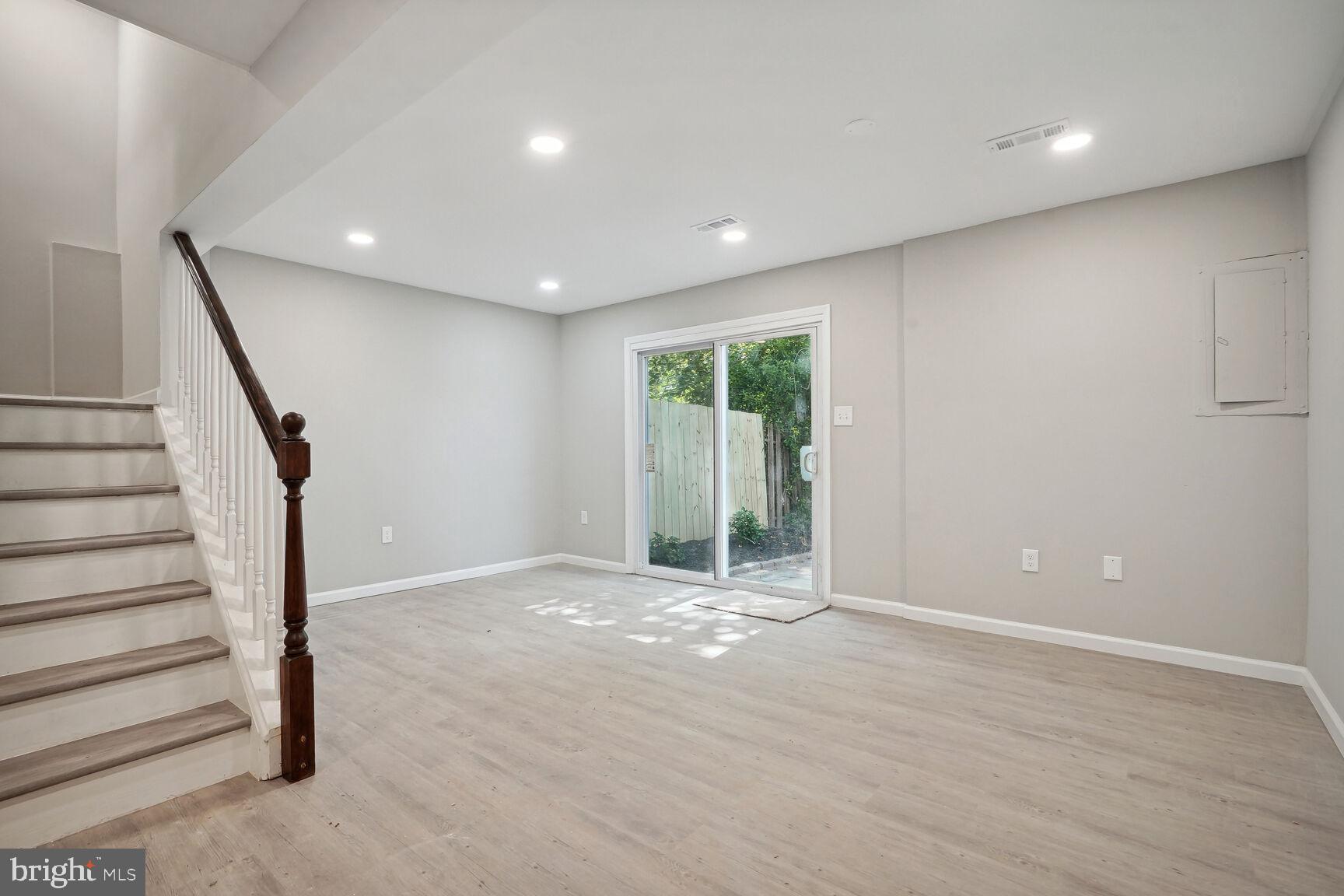 15194 Cloverdale Road Woodbridge, VA 22193 - Photo 6 of 20 Basement