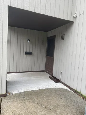 $3,600 | 327 North Greeley Avenue, Chappaqua, NY 10514