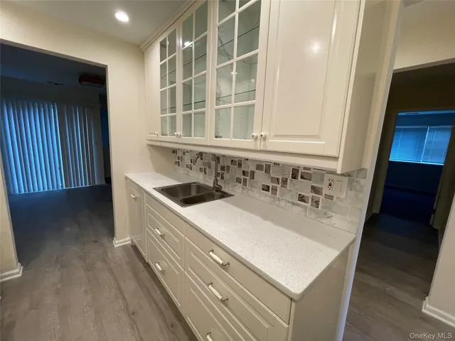 $3,600 | 327 North Greeley Avenue, Chappaqua, NY 10514