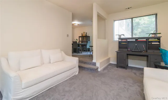 $3,600 | 327 North Greeley Avenue, Chappaqua, NY 10514