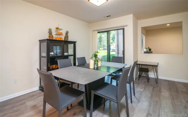 $3,600 | 327 North Greeley Avenue, Chappaqua, NY 10514