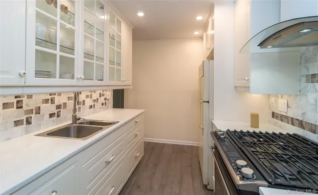 $3,600 | 327 North Greeley Avenue, Chappaqua, NY 10514