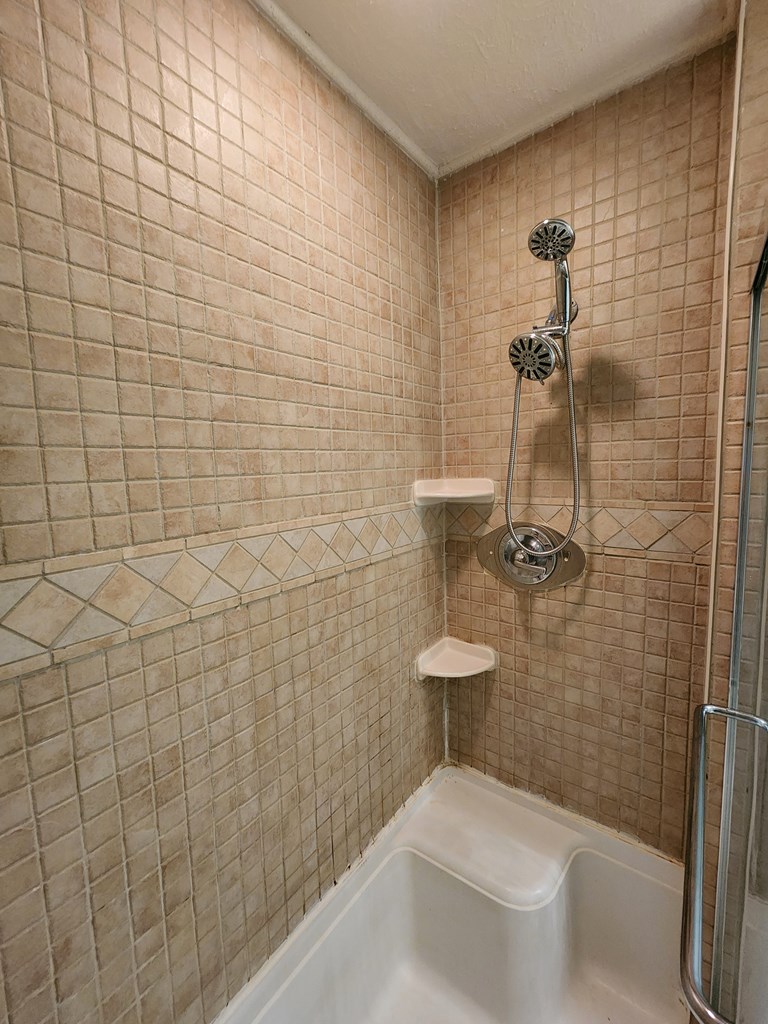 2002 46th Street Phenix City, AL 36867 - Photo 9 of 17