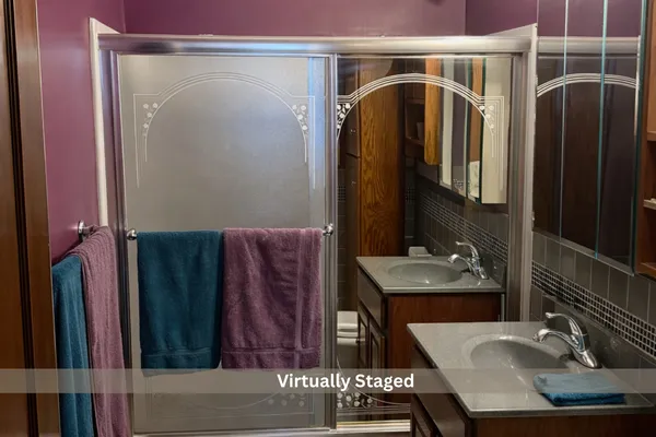 $159,900 | 412 Bradshaw Street, Dixon, IL 61021