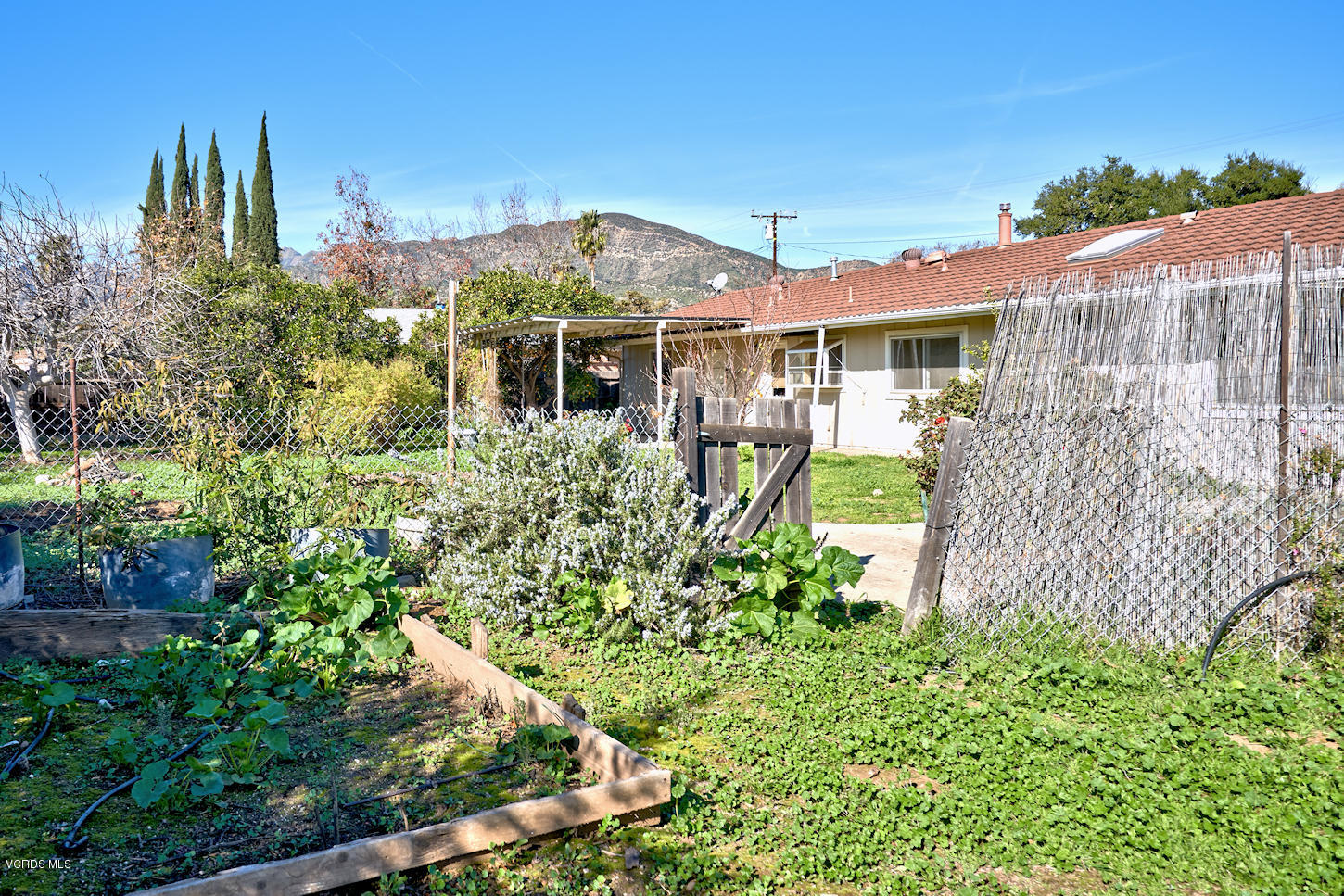 990 Fairview Road Ojai, CA 93023 - Photo 14 of 31 990 Fairview Rd Ojai MLS_Dewing (16)