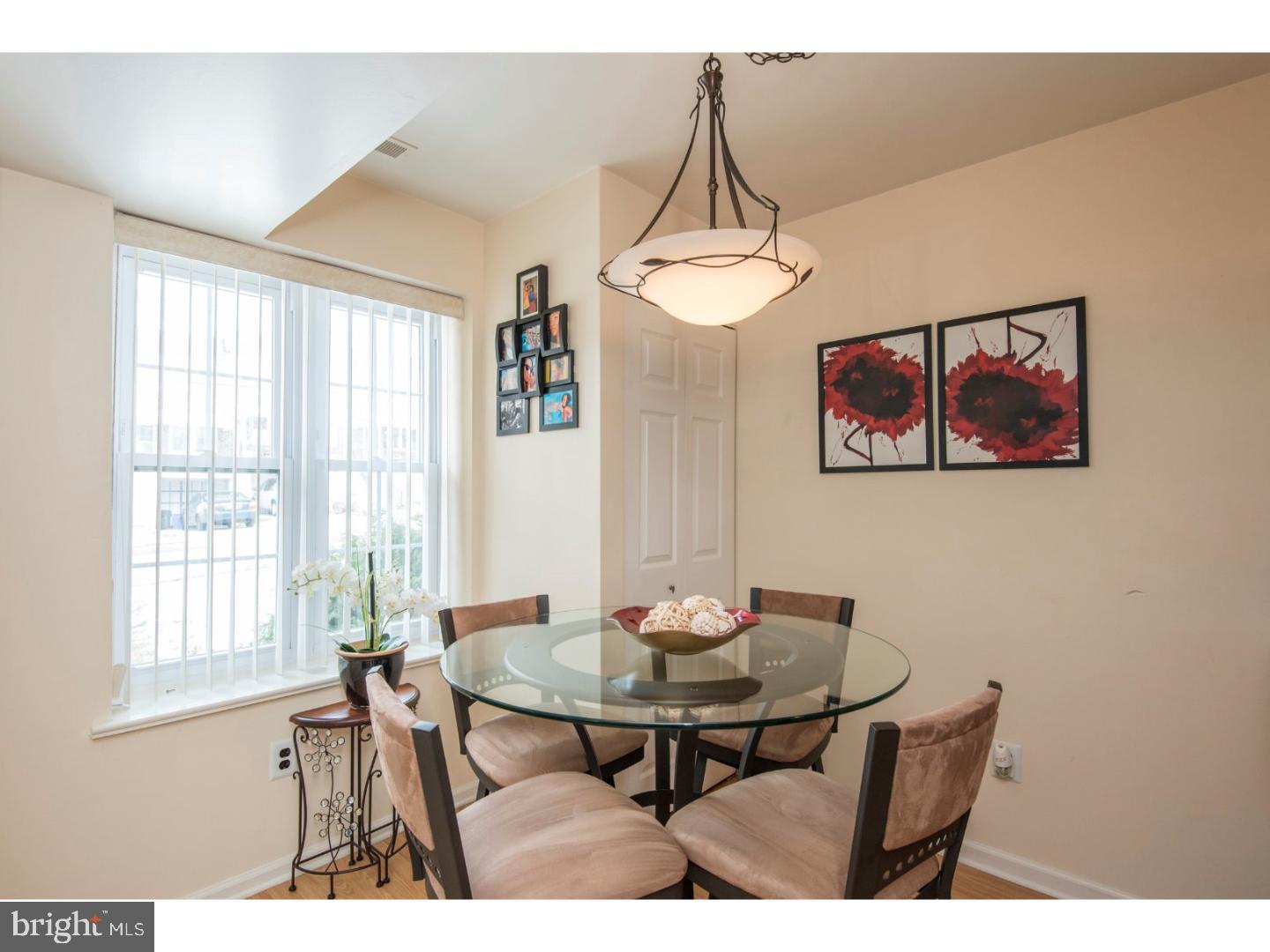 305 Ripka Street, Unit F Philadelphia, PA 19128 - Photo 10 of 25 Dining Room