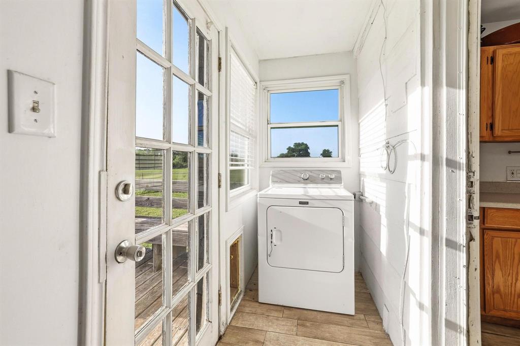 2092 County Road 5010 Blue Ridge, TX 75424 - Photo 21 of 28 a utility room with dryer and washer