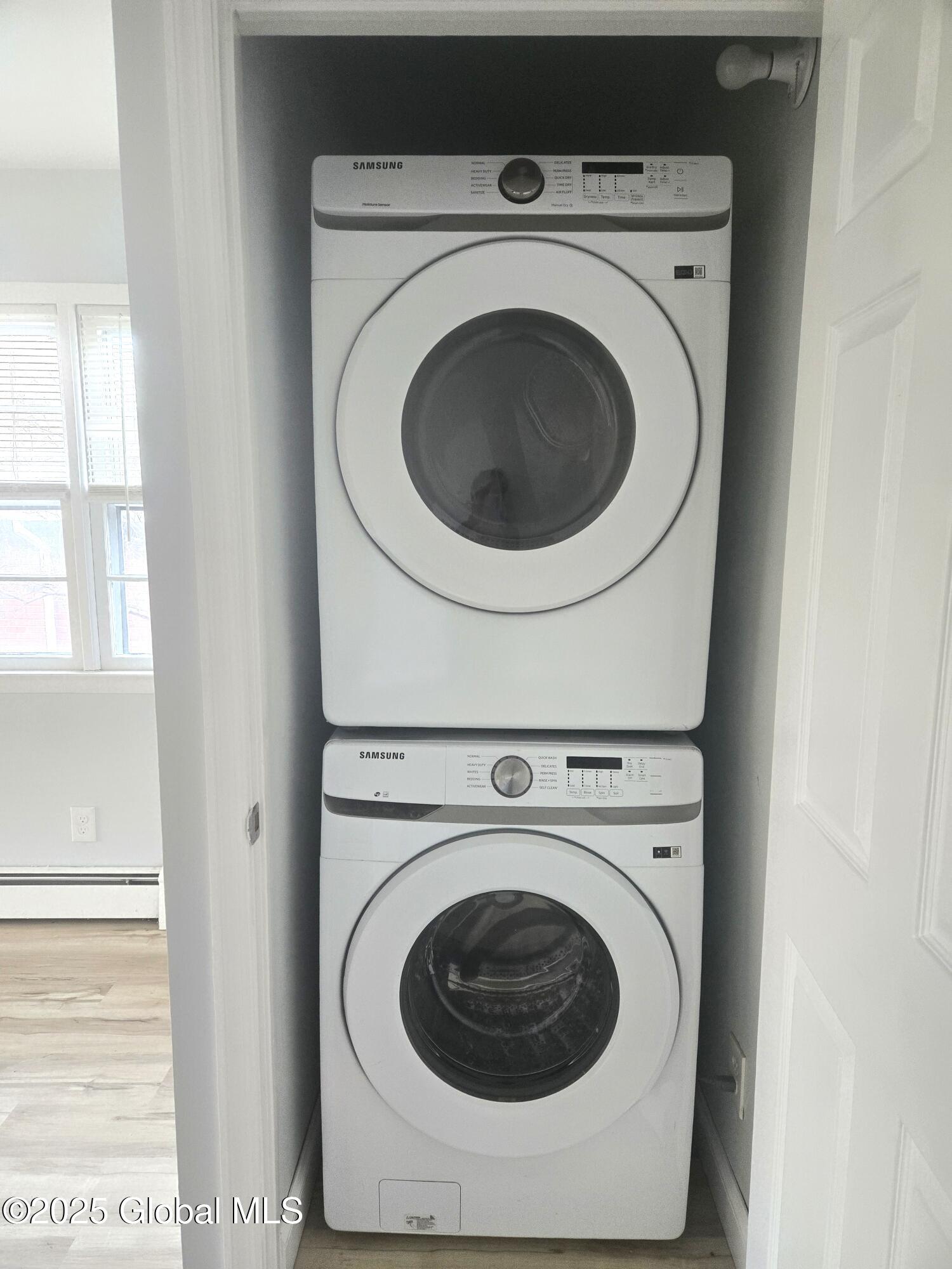 86 Hackett Boulevard, Unit 1 Albany, NY 12209 - Photo 9 of 10 20250323_172134