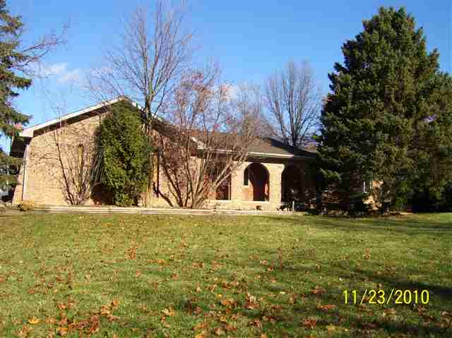 121 Mack Road Leonard, MI 48367 - Photo 1 of 8 31052329.JPG