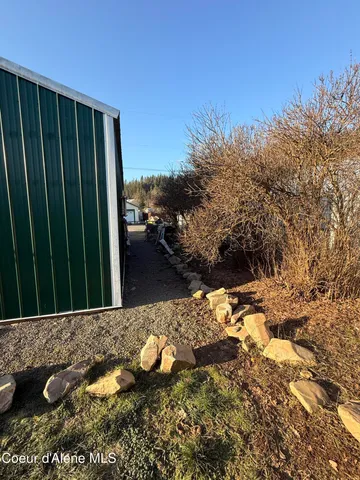 $249,000 | 208 6th Street, Pinehurst, ID 83850