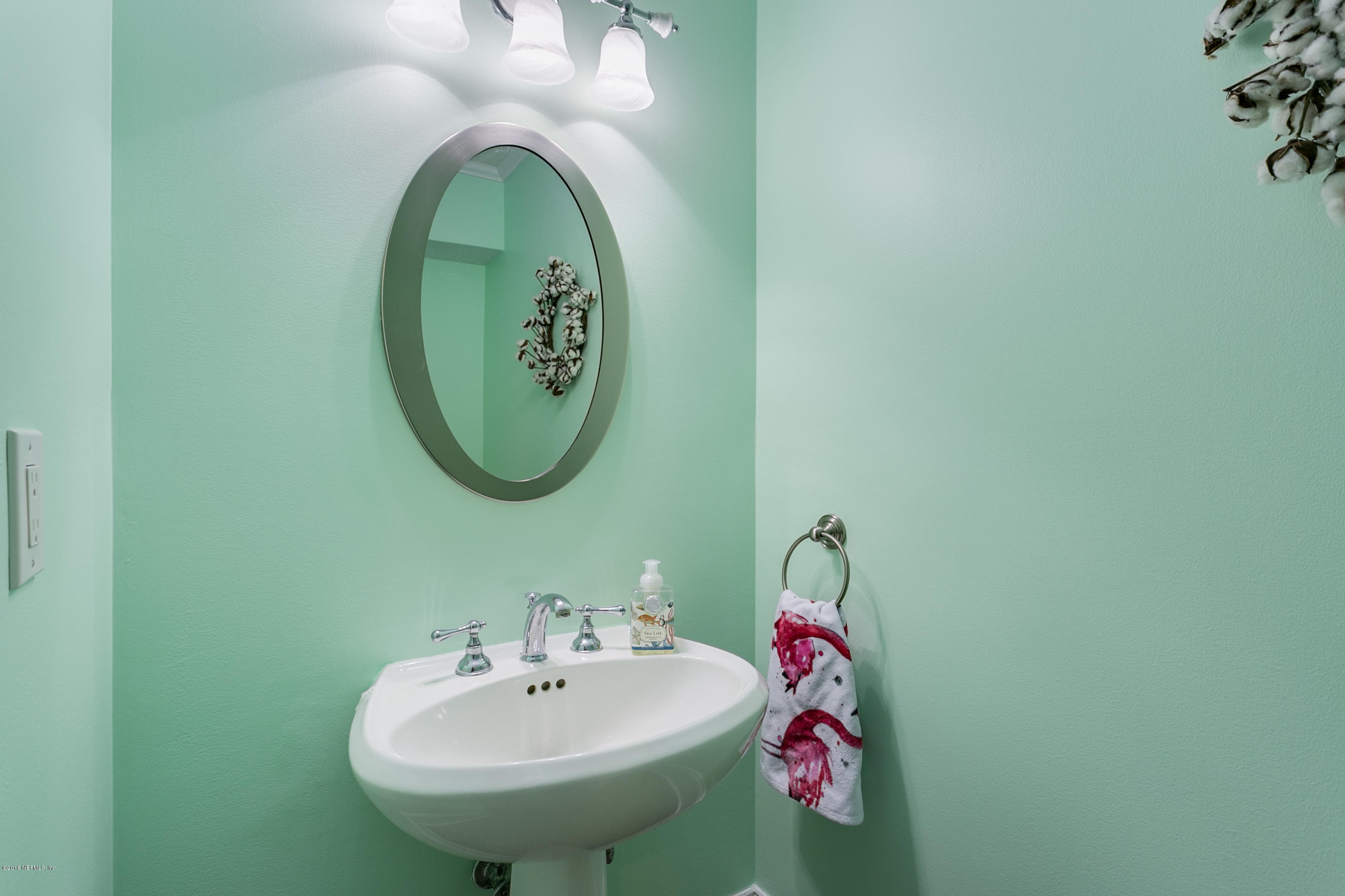 2361 Seminole Road, Unit 2361 Atlantic Beach, FL 32233 - Photo 16 of 26 016_Powder Room