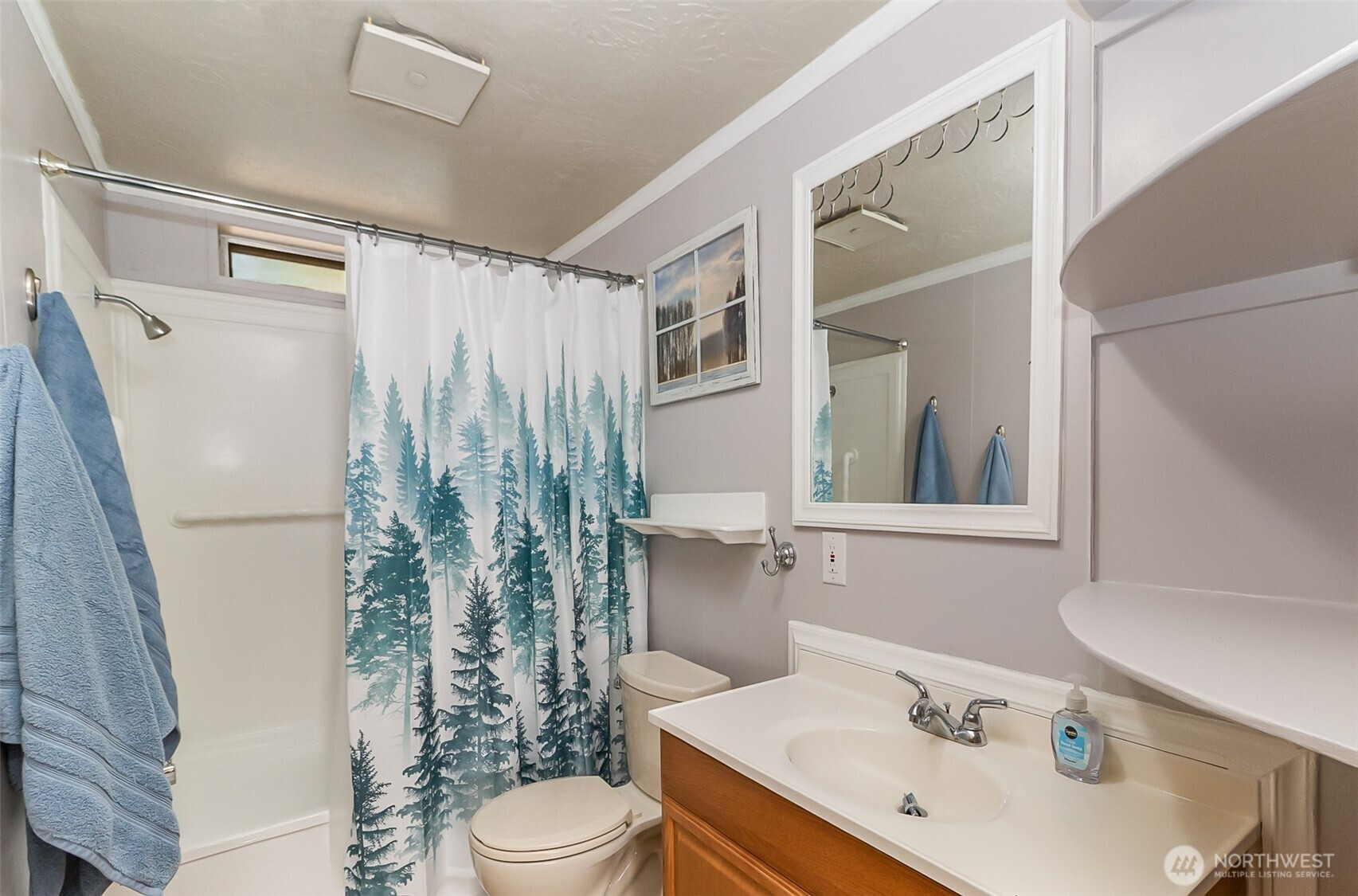 415 Lakeview Road, Unit K4 Lynnwood, WA 98087 - Photo 3 of 19