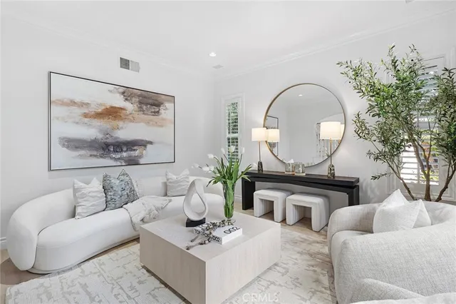 $4,195,000 | 50 Whitehall, Newport Beach, CA 92660