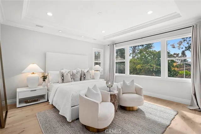 $4,195,000 | 50 Whitehall, Newport Beach, CA 92660