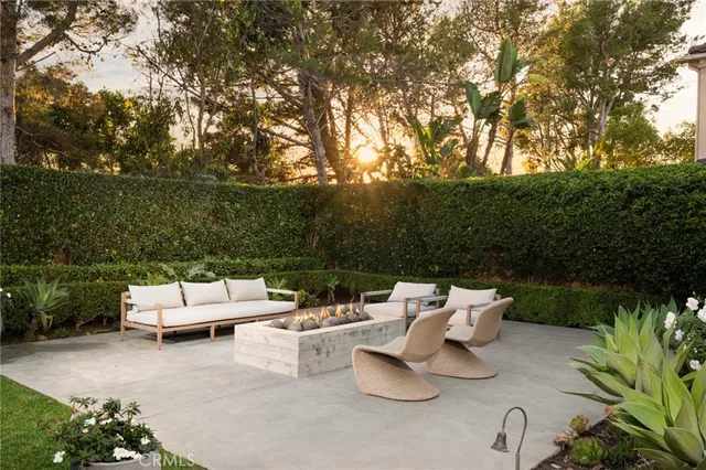 $4,195,000 | 50 Whitehall, Newport Beach, CA 92660