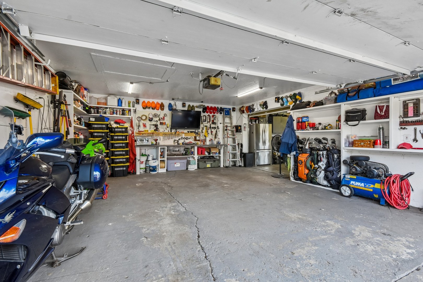 693 Spring Road Elmhurst, IL 60126 - Photo 22 of 32