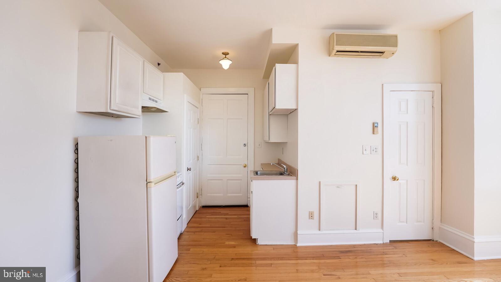22 North Main Street, Unit 2 Doylestown, PA 18901 - Photo 7 of 15 Kitchenette