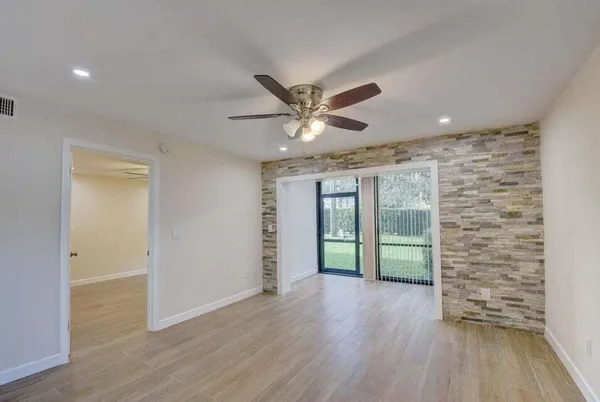 $3,000 | 400 Club Circle, Boca Raton, FL 33487