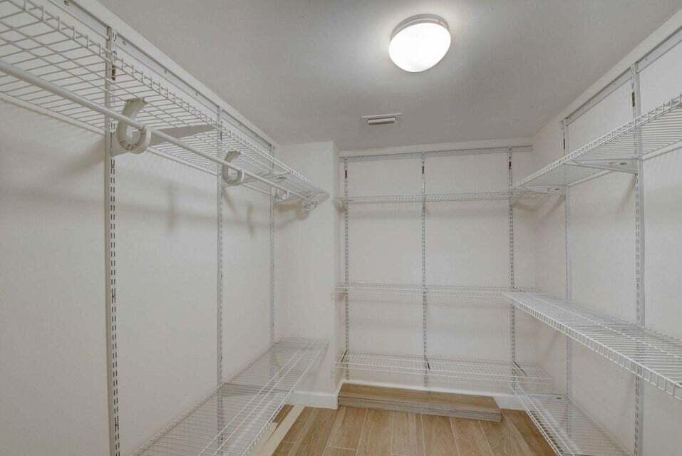 400 Club Circle Boca Raton, FL 33487 - Photo 30 of 47 20201227155446475773000000-o