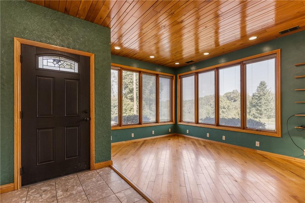 2578 Stroschein Road Monroeville, PA 15146 - Photo 2 of 25 Gallery Image 2