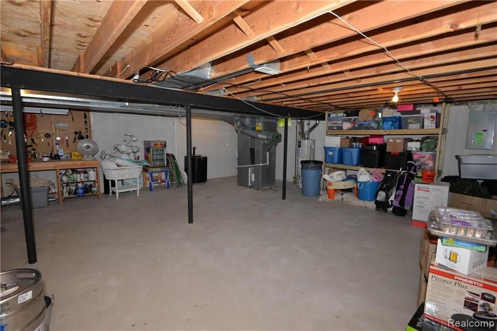 1708 Grandview Drive Rochester Hills, MI 48306 - Photo 38 of 39