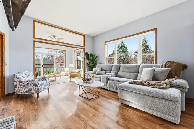 $399,990 | 15025 Everleigh Circle, Rosemount, MN 55068