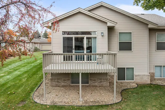 $399,990 | 15025 Everleigh Circle, Rosemount, MN 55068