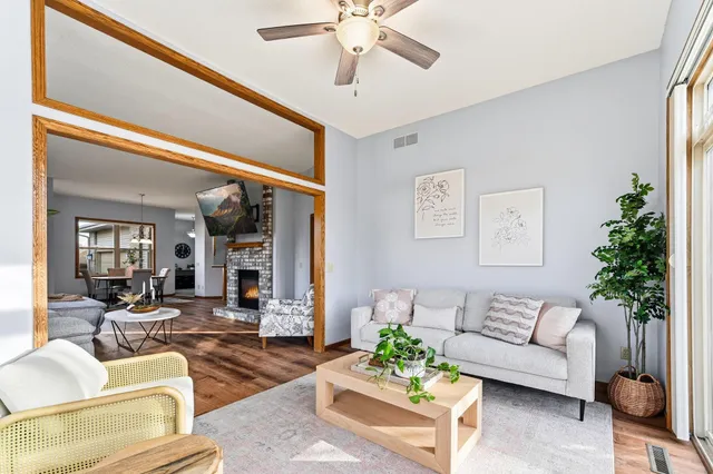 $399,990 | 15025 Everleigh Circle, Rosemount, MN 55068