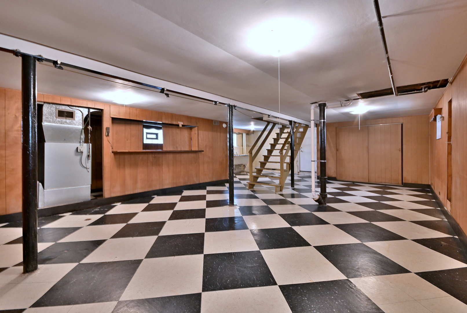 2852 North Meade Avenue Chicago, IL 60634 - Photo 25 of 31 a black and white checkered floor