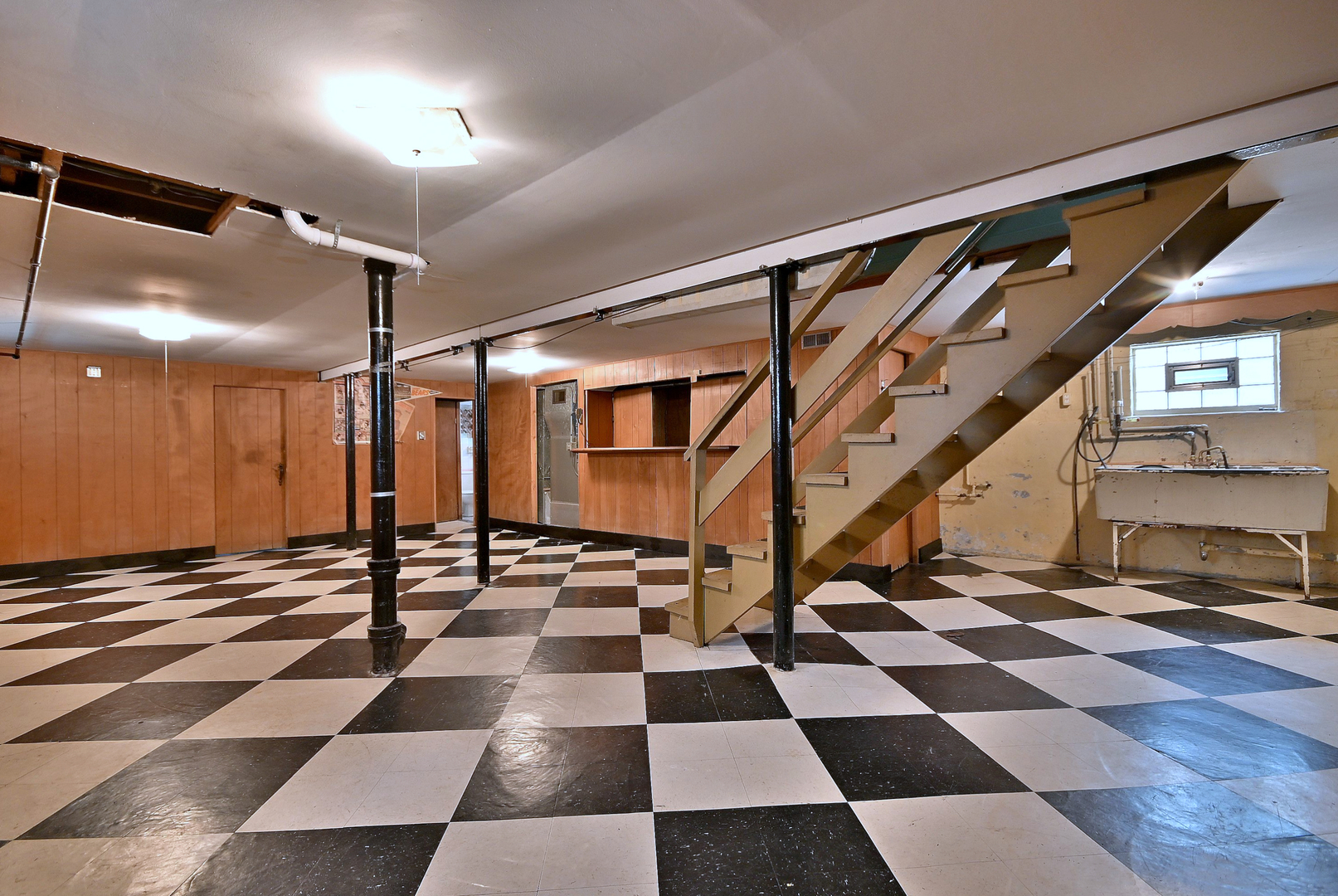 2852 North Meade Avenue Chicago, IL 60634 - Photo 26 of 31 a black and white checkered floor