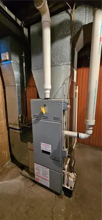 a view of a livingroom with furniture