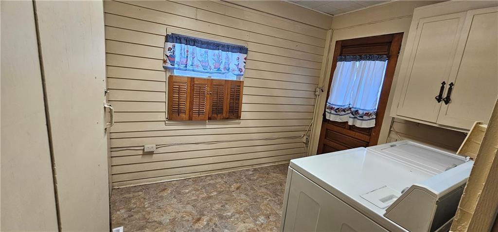 1945 Morris Street New Castle, PA 16102 - Photo 6 of 41 a view of kitchen and utility room