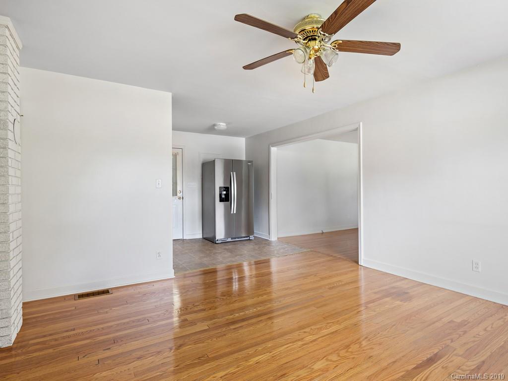 43 Azalea Road Arden, NC 28704 - Photo 5 of 18 Gallery Image 5