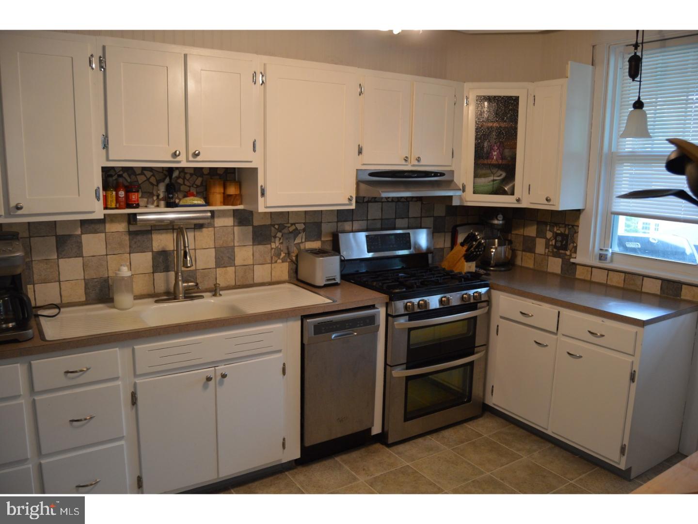 508 Gregg Street Shillington, PA 19607 - Photo 3 of 21 Kitchen