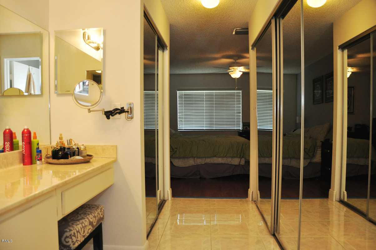 8681 Jasmine Way, Unit C Boca Raton, FL 33496 - Photo 13 of 24 Master Bathroom