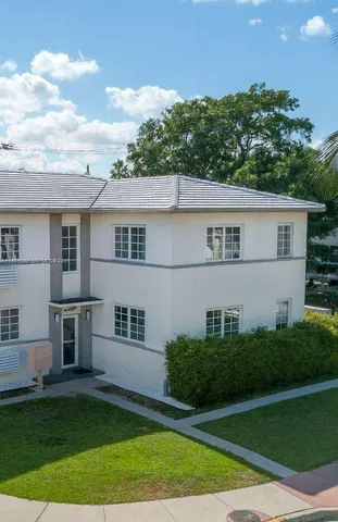 $1,400 | 7124 Bay Drive, Unit 4, Miami Beach, FL 33141