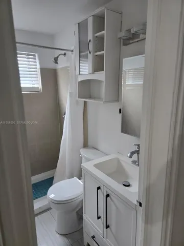 $1,400 | 7124 Bay Drive, Unit 4, Miami Beach, FL 33141