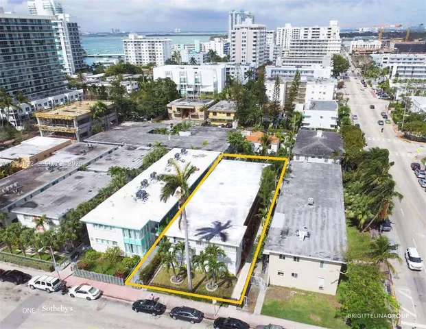 $1,400 | 7124 Bay Drive, Unit 4, Miami Beach, FL 33141