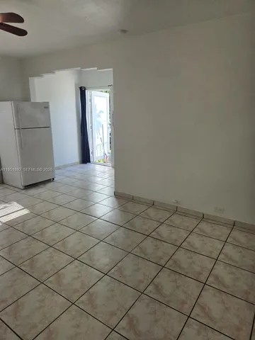 $1,400 | 7124 Bay Drive, Unit 4, Miami Beach, FL 33141