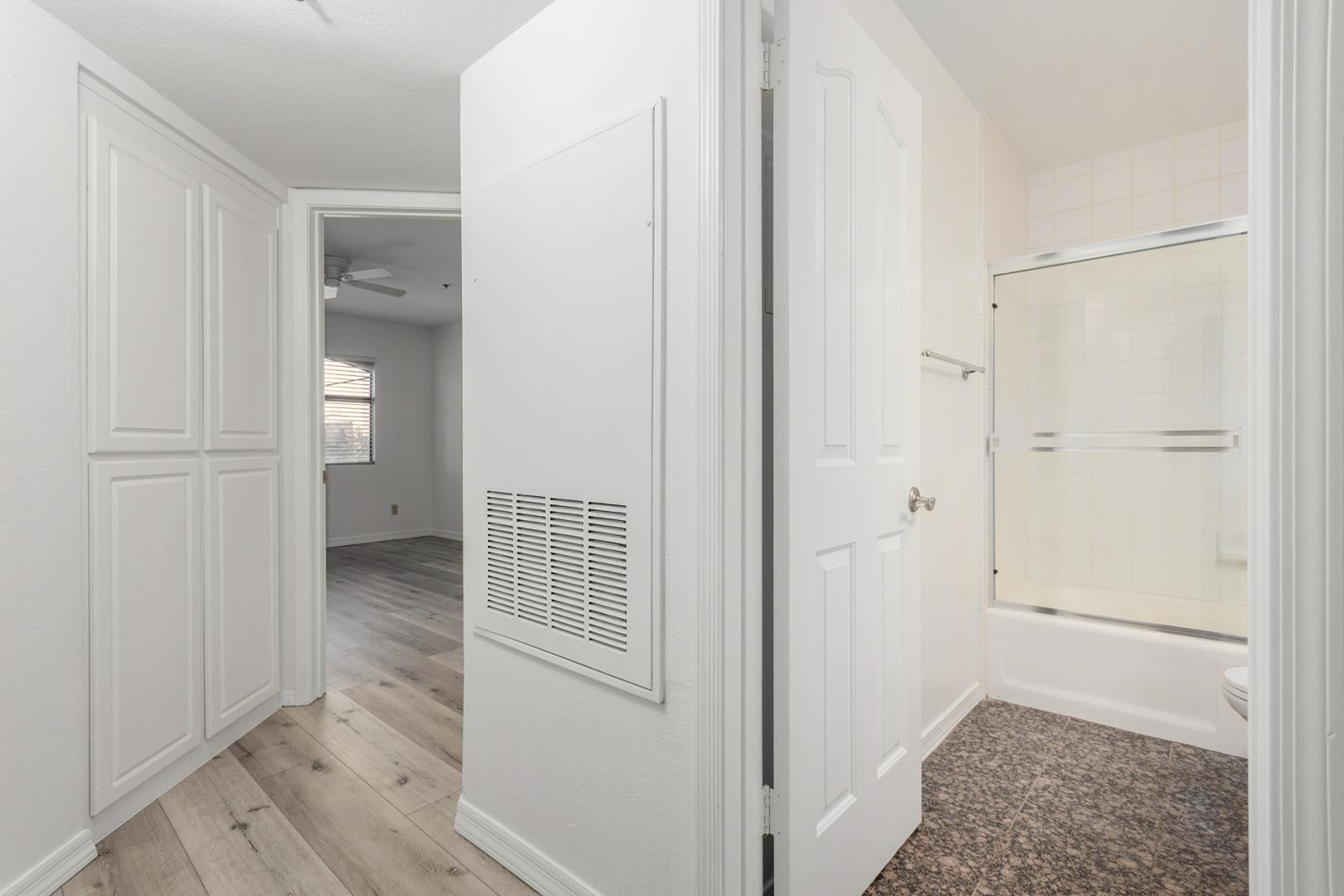 5104 North 32nd Street, Unit 225 Phoenix, AZ 85018 - Photo 10 of 31