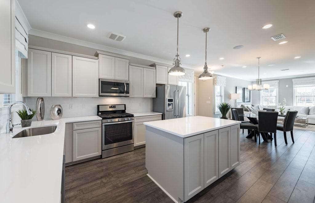 585 Blueway Avenue Summerville, SC 29486 - Photo 2 of 4 Lily Kitchen