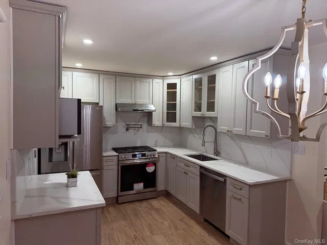 $3,600 | 150 Jacob Street, Elmont, NY 11003