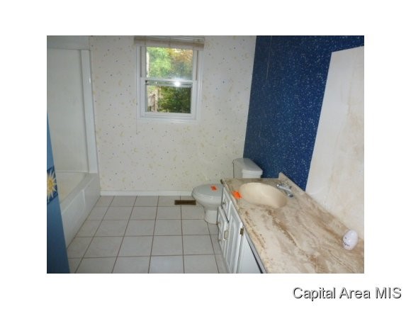 1226 Carver Road Springfield, IL 62707 - Photo 11 of 21