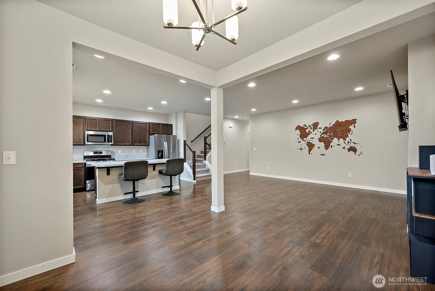 2585 Filbert Avenue Bremerton, WA 98310 - Photo 11 of 38 Gallery Image 11
