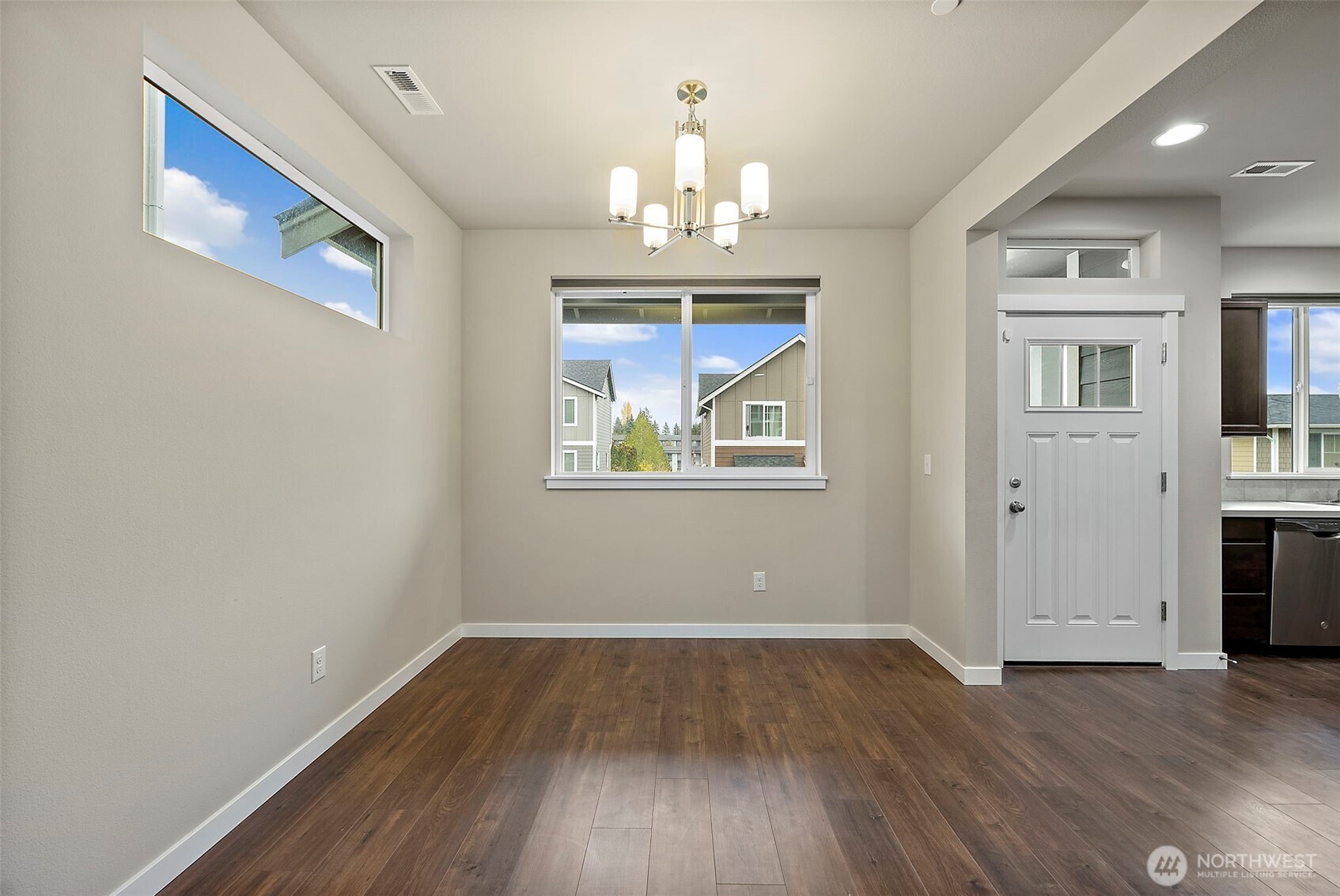 2585 Filbert Avenue Bremerton, WA 98310 - Photo 10 of 38 Gallery Image 10