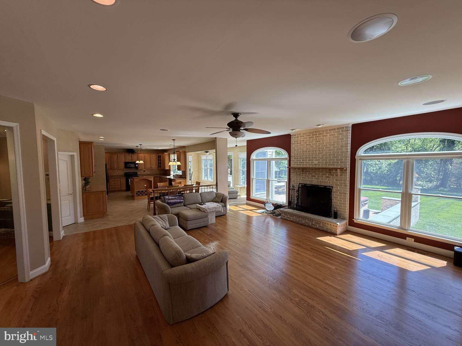 7 Hickory Hill Road Cockeysville, MD 21030 - Photo 6 of 25