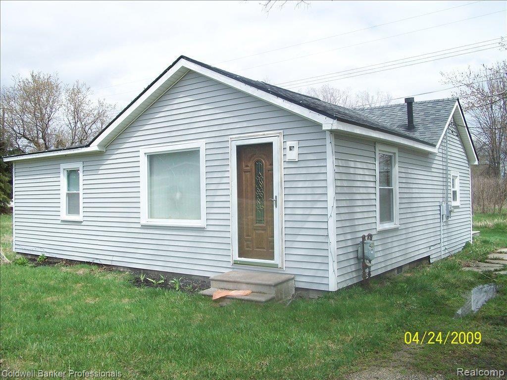 606 North Fairgrounds Road Imlay City, MI 48444 - Photo 3 of 9 001